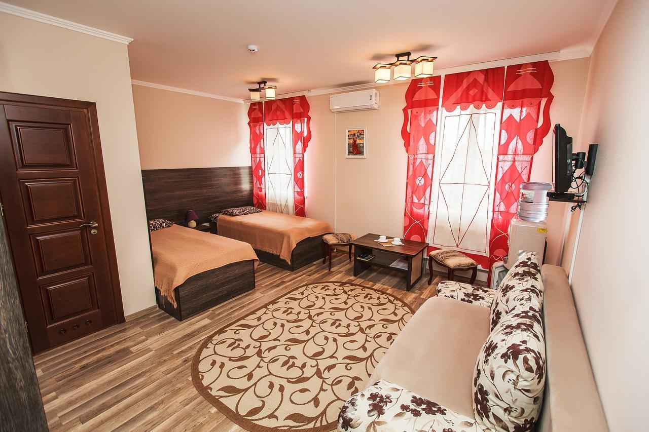 Slavyanskaya Hata Hotel Baranovichi Eksteriør billede